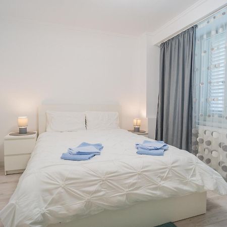 Apartamento Luxury 2Br On Decebal Avenue Bucarest Exterior foto