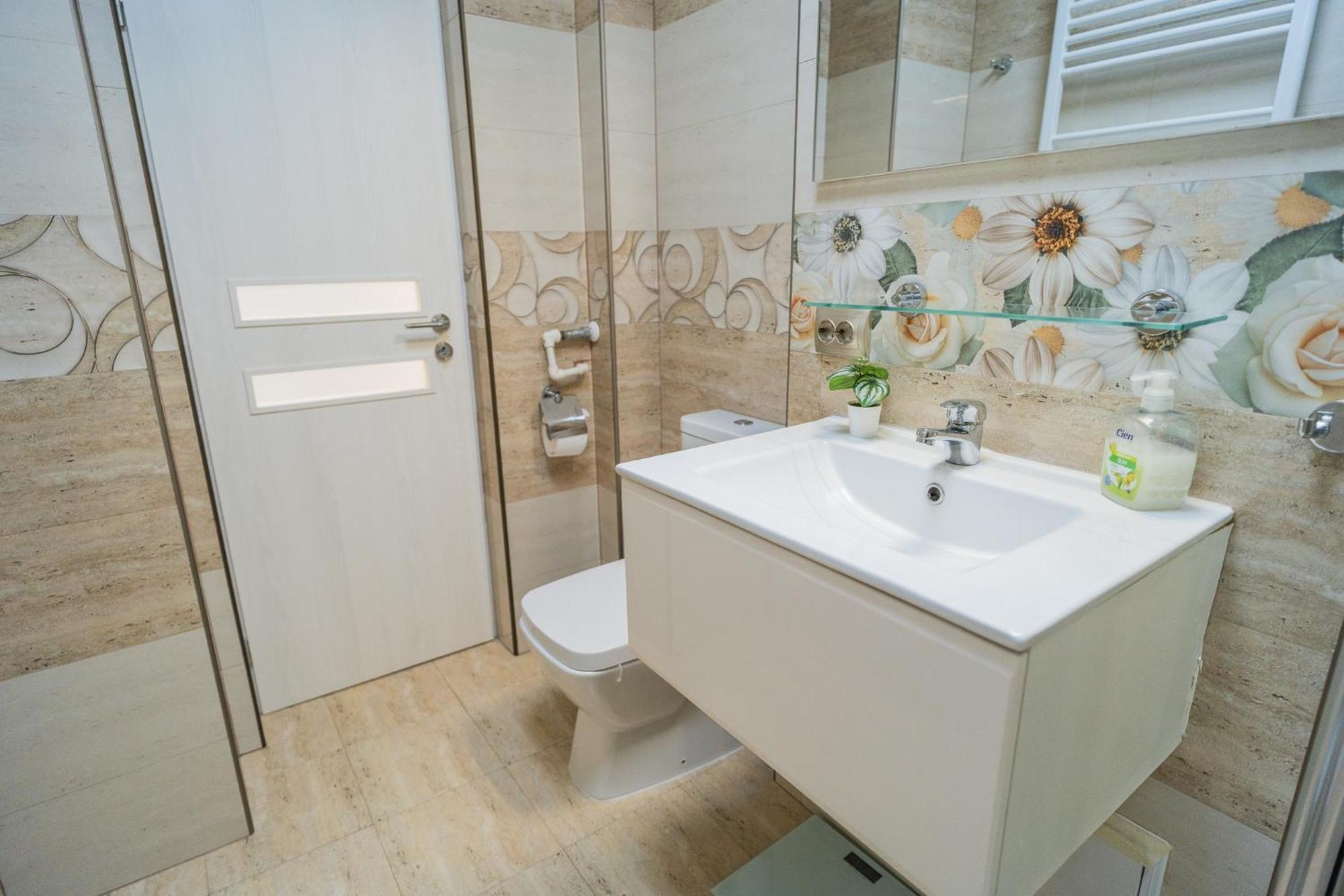Apartamento Luxury 2Br On Decebal Avenue Bucarest Exterior foto
