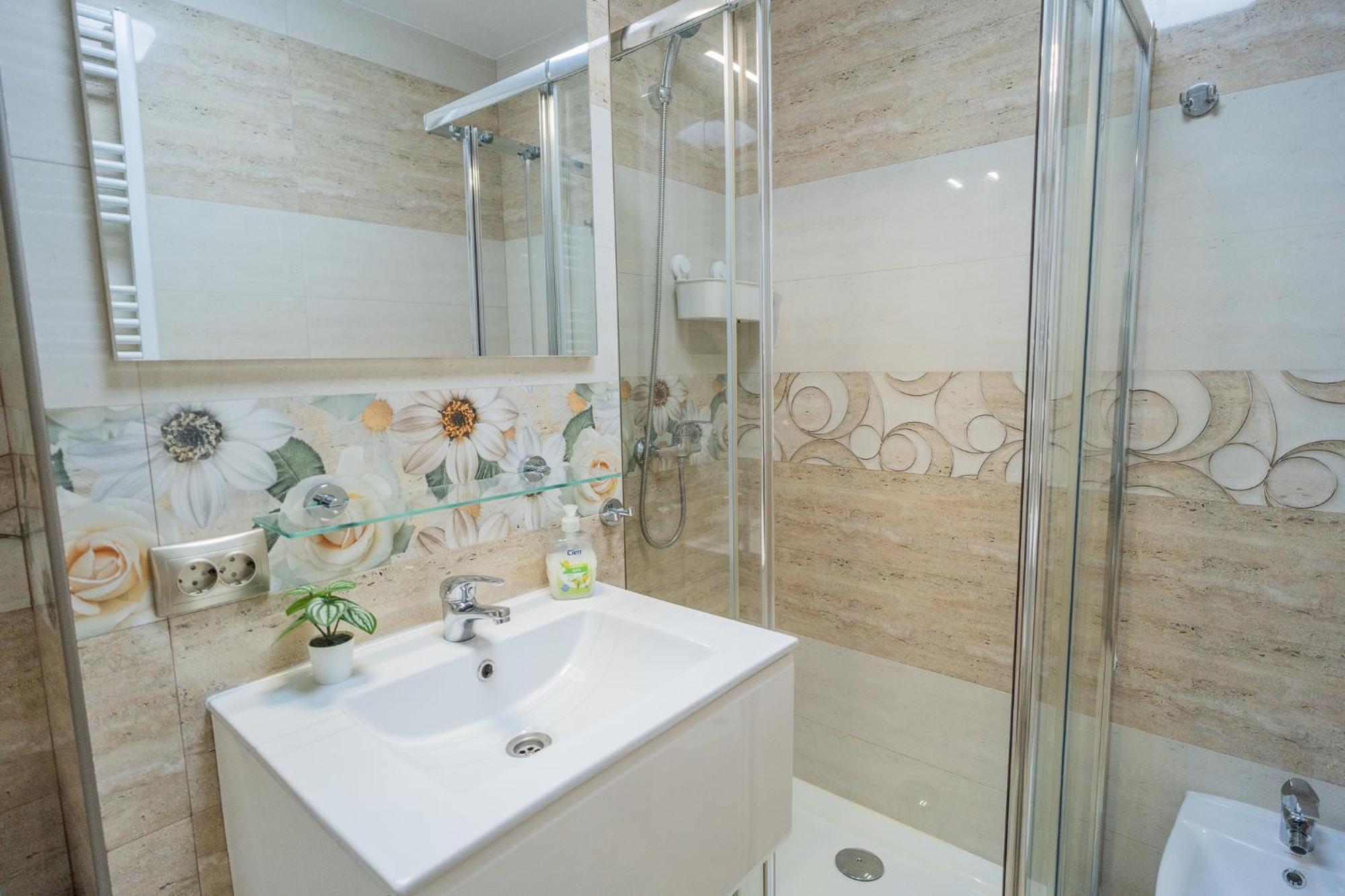 Apartamento Luxury 2Br On Decebal Avenue Bucarest Exterior foto