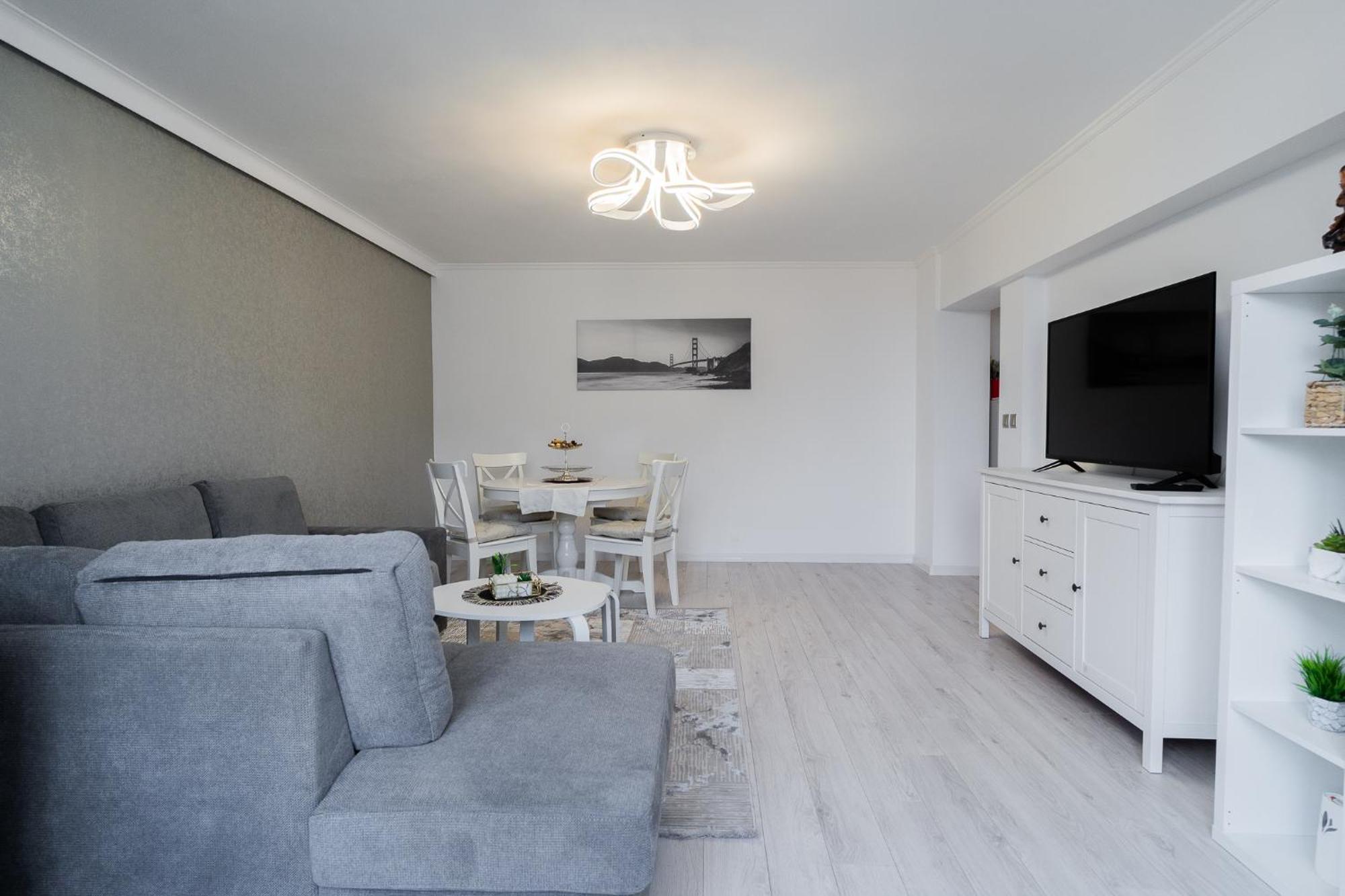 Apartamento Luxury 2Br On Decebal Avenue Bucarest Exterior foto