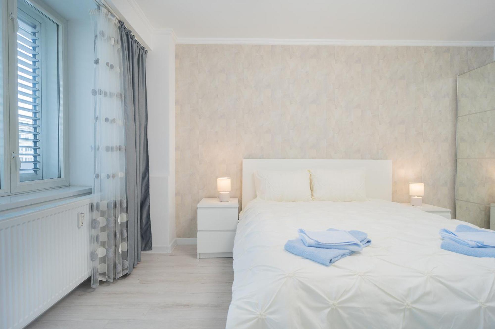 Apartamento Luxury 2Br On Decebal Avenue Bucarest Exterior foto